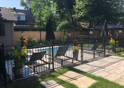 Service d'aménagement paysager, muret de pierre et pavé-uni à Longueuil, Montréal, Laval, Terrebonne, Repentigny, Rive-Nord, Rive-Sud, Laurentides et Lanaudière - Pavage Boisbriand