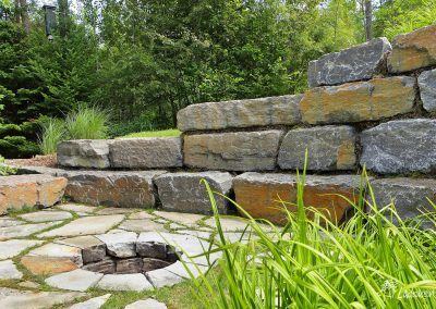 Service d'aménagement paysager, muret de pierre et pavé-uni à Longueuil, Montréal, Laval, Terrebonne, Repentigny, Rive-Nord, Rive-Sud, Laurentides et Lanaudière - Pavage Boisbriand